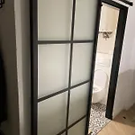 Trendy Apartment Near Schloss Schoenbrunn